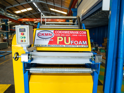 Máy cán tôn PU: Giải pháp hoàn hảo cho công trình của bạn