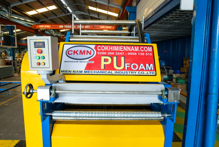 Máy cán tôn PU: Giải pháp hoàn hảo cho công trình của bạn