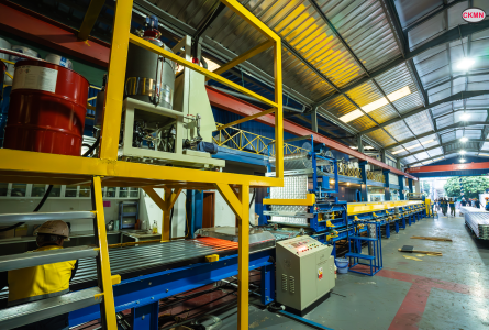 Dây chuyền PU (Máy cán tôn xốp) - Ứng dụng dây chuyền PU trong ngành tôn thép